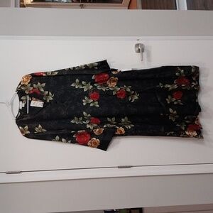 950 NWT Jones New York black floral nightgown